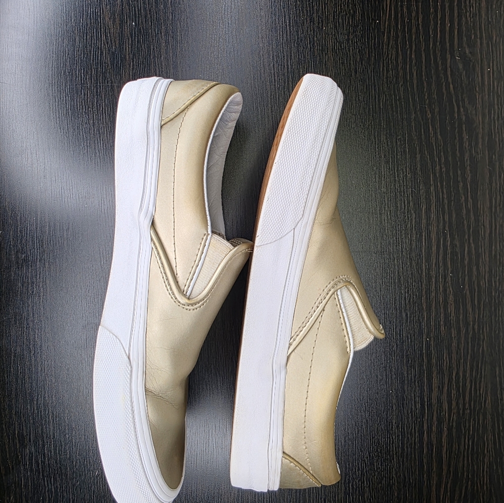Vans Clasic Slip On Muted Metallic Gold True White Size Mens 7.5 Womens 9 - Picture 10 of 14
